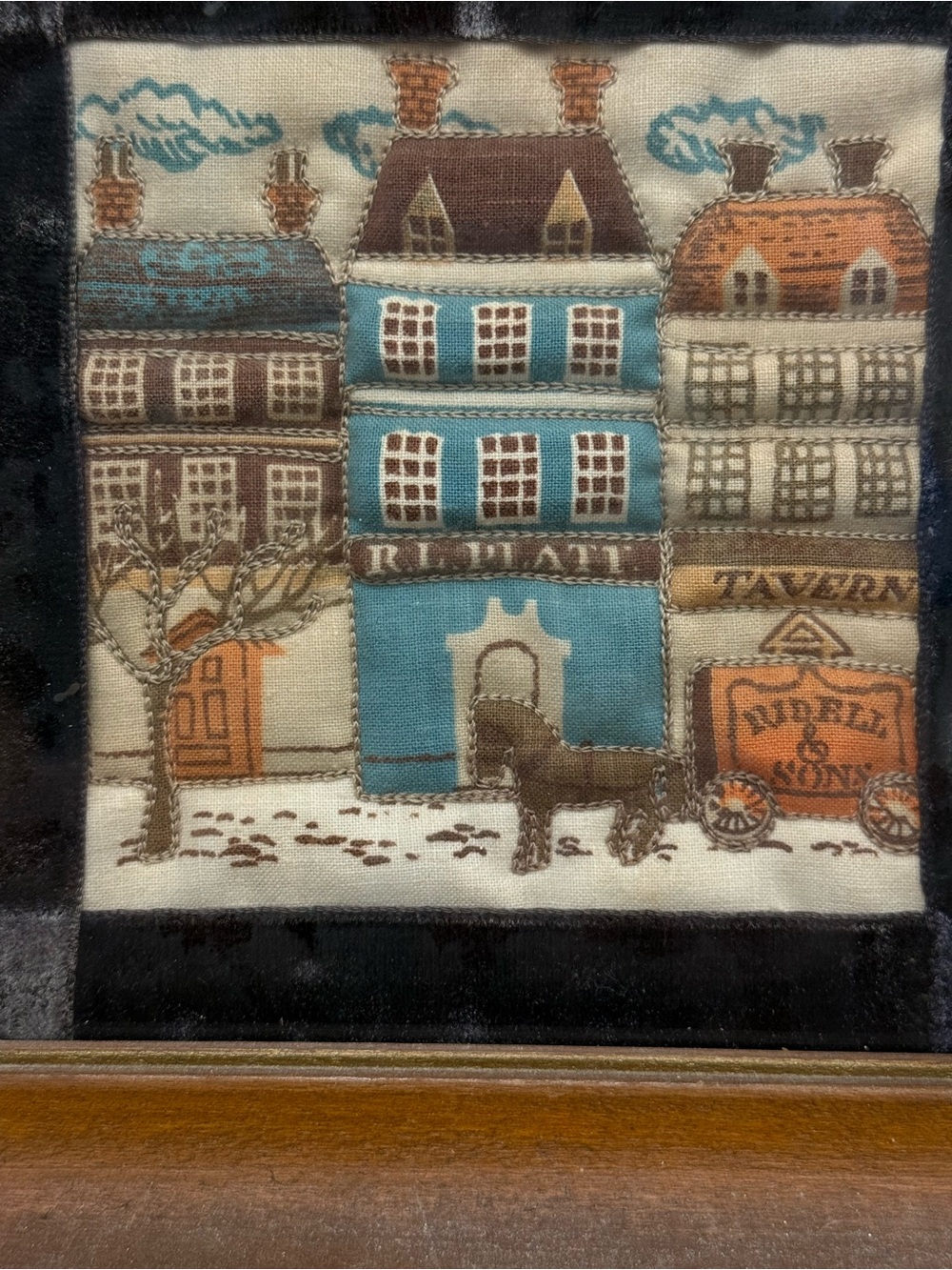 Vintage Framed Textile Folk Art European Village Tavern Inn Wood Wall Art Cottag - Picture 3 of 8